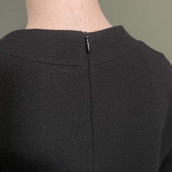 St. John Caviar Black Wool Blend Vneck Short Sleeve Dress. Size 12. EUC. - Picture 6 of 8